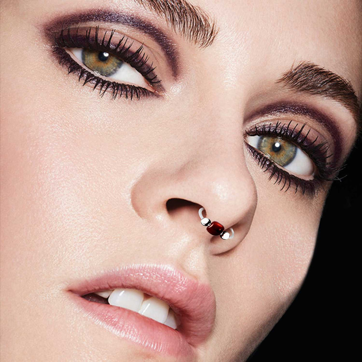Eleganter 925 Sterling Silber Piercing Ring mit rotem Stein – vielseitig für Nase, Ohr & Lippe