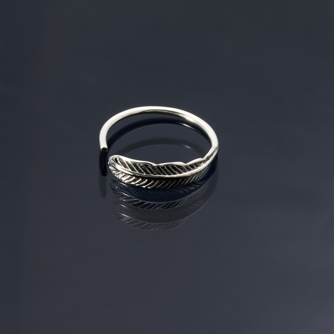 Feiner Feder-Piercingring aus 925 Sterling Silber – eleganter Ohr- & Nasenschmuck