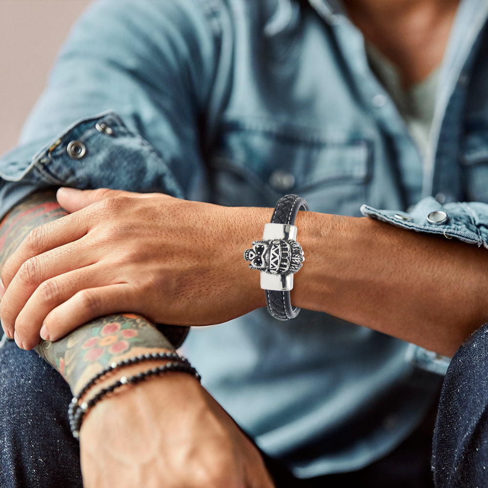 Schwarzes Lederarmband mit feinem Verschluss und magnetischer Verstärkung | WILLYS JEWELLERY