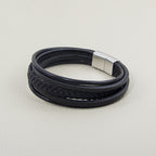 Mehrreihiges Armband aus echtem Leder in Schwarz | WILLYS JEWELLERY