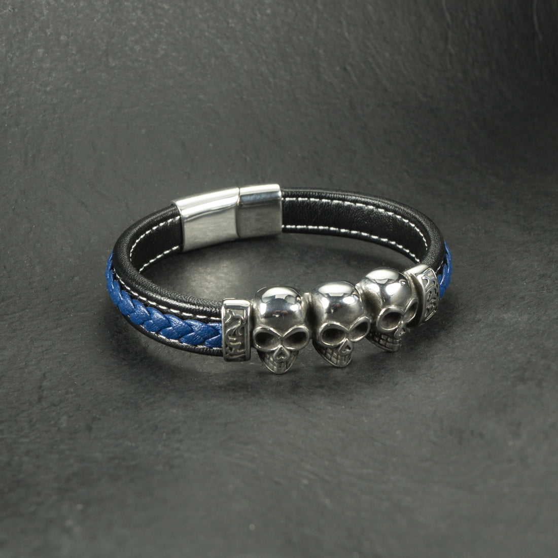 Elegantes schwarzes und blaues Lederarmband: Hochwertiges, benutzerfreundliches Design | WILLYS JEWELLERY