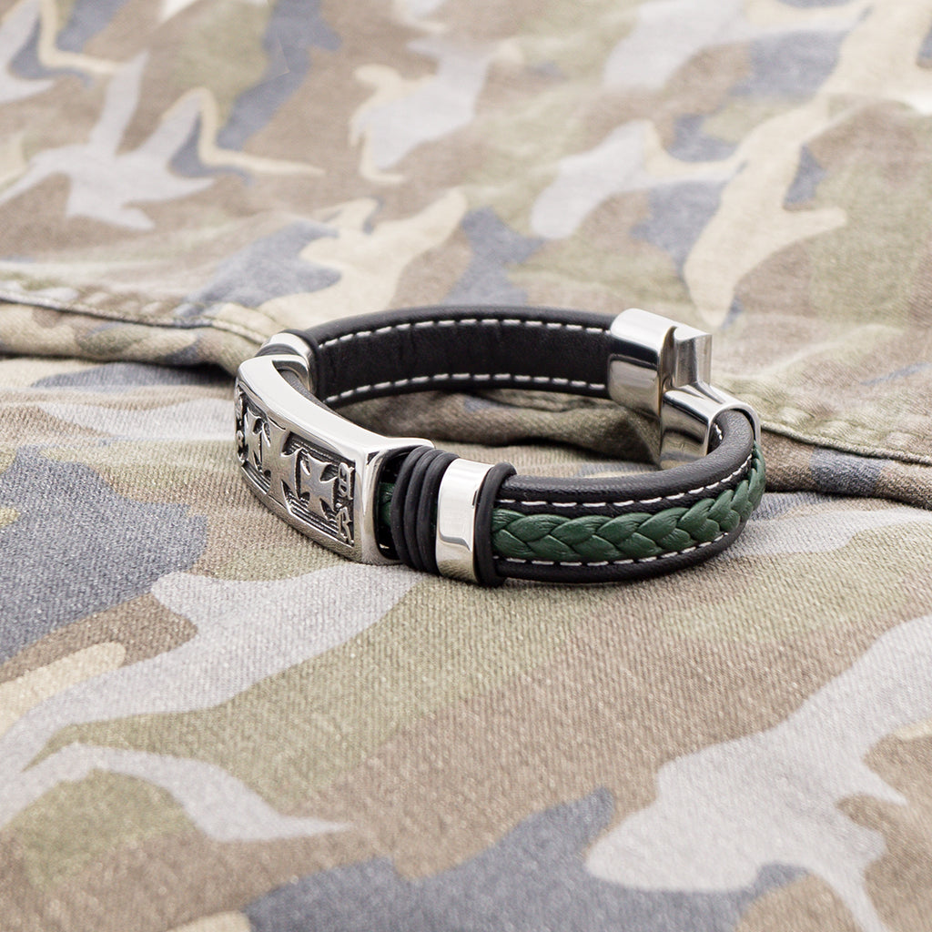 Olivgrünes Herrenarmband aus Leder und Edelstahl – ein stilvolles Statement-Stück | WILLYS JEWELLERY