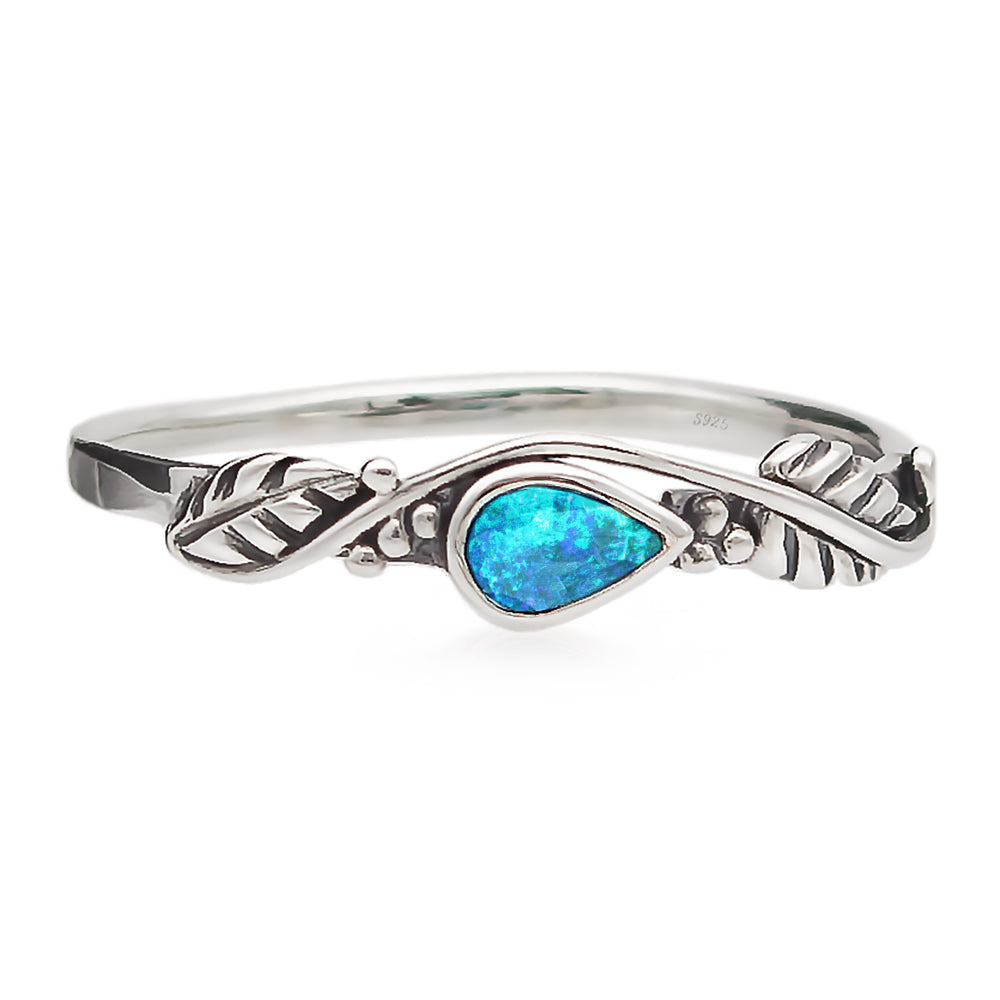 925 Sterling Silber Ring mit blauem Opal – zarter Tropfenring im Blättermotiv | WILLYS JEWELLERY