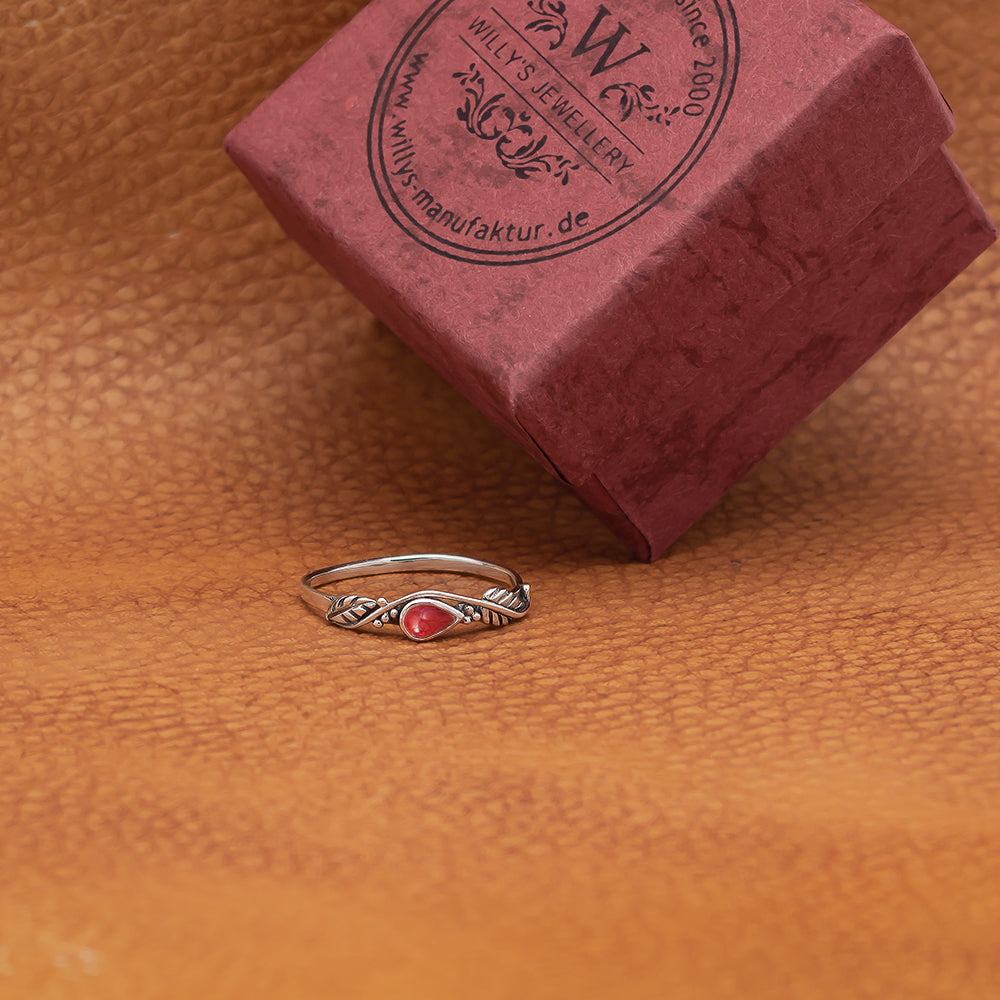 Damenring 925 Silber mit roter Koralle & Blätterdesign | WILLYS JEWELLERY