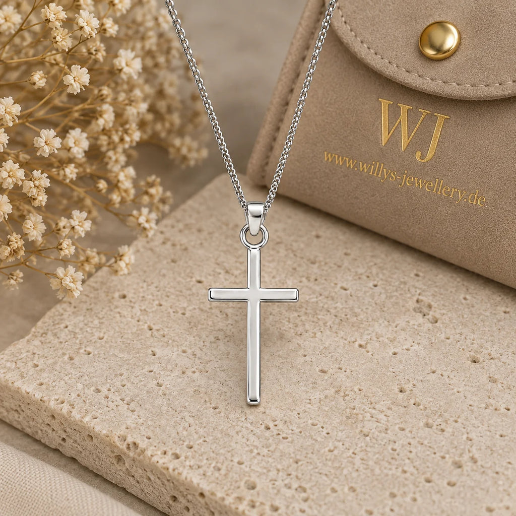 Basic-Halskette aus 925er Silber mit poliertem Kreuz