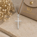 Basic-Halskette aus 925er Silber mit poliertem Kreuz