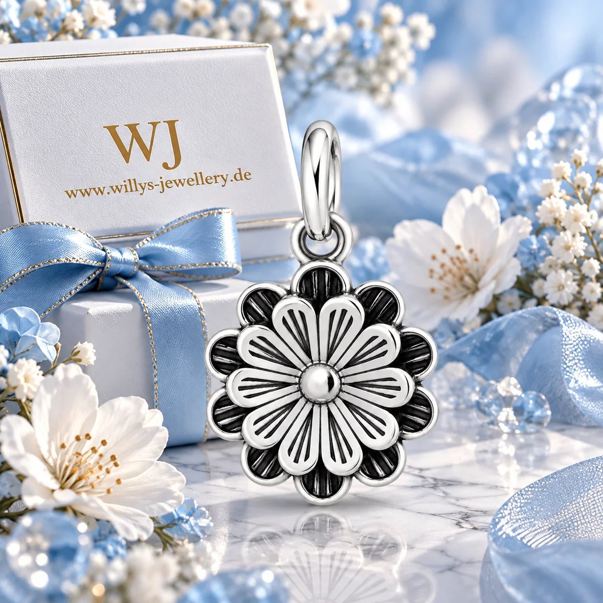 Silber 925 Blumenanhänger – Vintage Blüte mit geschwärzten Details