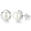 Elegante 925 Sterling Silber Ohrstecker mit weißen Süßwasserperlen – zeitloser Glanz für Damen | WILLYS JEWELLERY