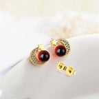 Ohrstecker Damen 925 Sterling Silber 18K vergoldet mit Weinrot Rhodonite & Zirkonia – Eleganz pur | WILLYS JEWELLERY