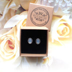 Elegante 925 Sterling Silber Ohrstecker mit Regenbogen-Mondstein – Magische Eleganz & Stil | WILLYS JEWELLERY