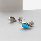 Elegante 925 Sterling Silber Ohrstecker mit Blau-Türkis Edelstein – Stil, Harmonie & Natürlichkeit | WILLYS JEWELLERY