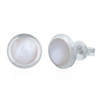 Runde Ohrstecker aus 925 Sterling Silber mit weißem Mondstein – klassische 8-mm-Studs für jeden Tag | WILLYS JEWELLERY