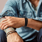 Schwarzes Lederarmband mit zwei geflochtenen Strängen
