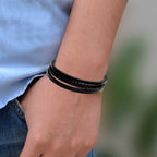 Echtes Lederarmband mit schwarzem geflochtenem Strang und poliertem Edelstahlverschluss